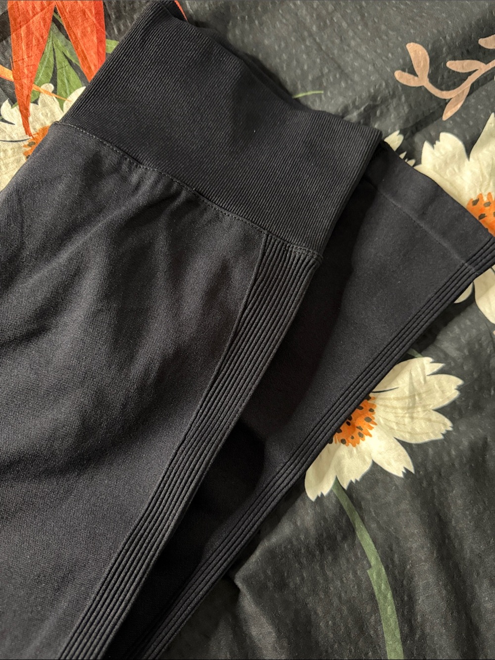 HALARA Black Ribbed High-Waist Leggings Compression Tummy Control Butt Lifting L